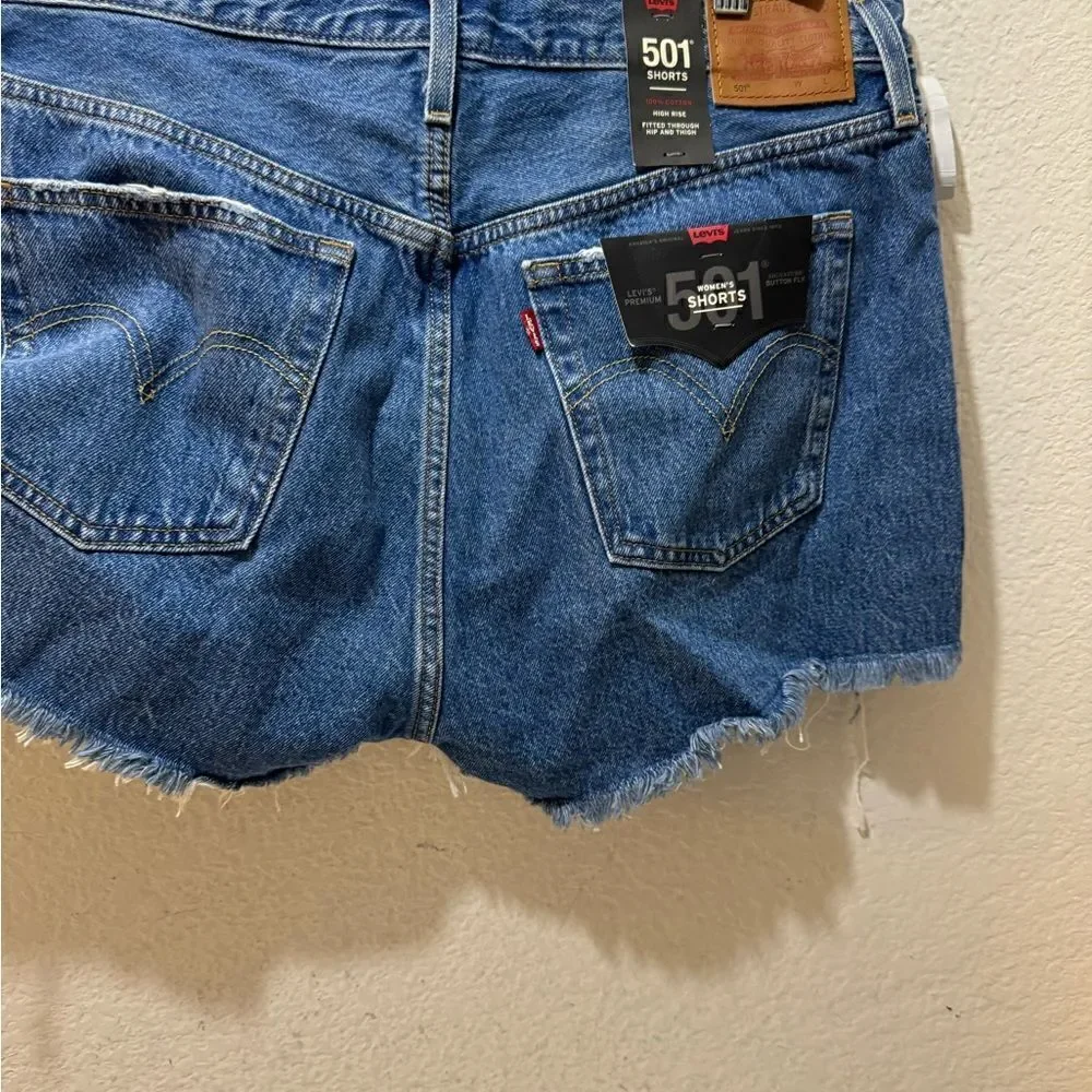 LEVIS Athens Mid Short - Medum Indigo sz 32